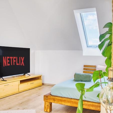 Luxus Apartment! Kueche, Balkon, Netflix, Parkplatz - 8 Personen Ilmmunster Ngoại thất bức ảnh