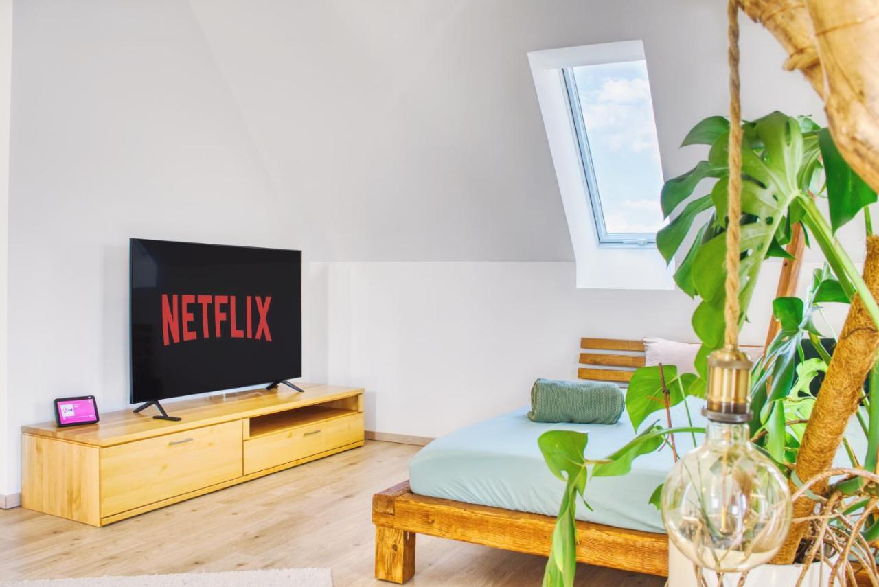 Luxus Apartment! Kueche, Balkon, Netflix, Parkplatz - 8 Personen Ilmmunster Ngoại thất bức ảnh